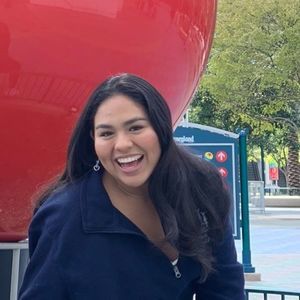 Meet your Posher, Jackie